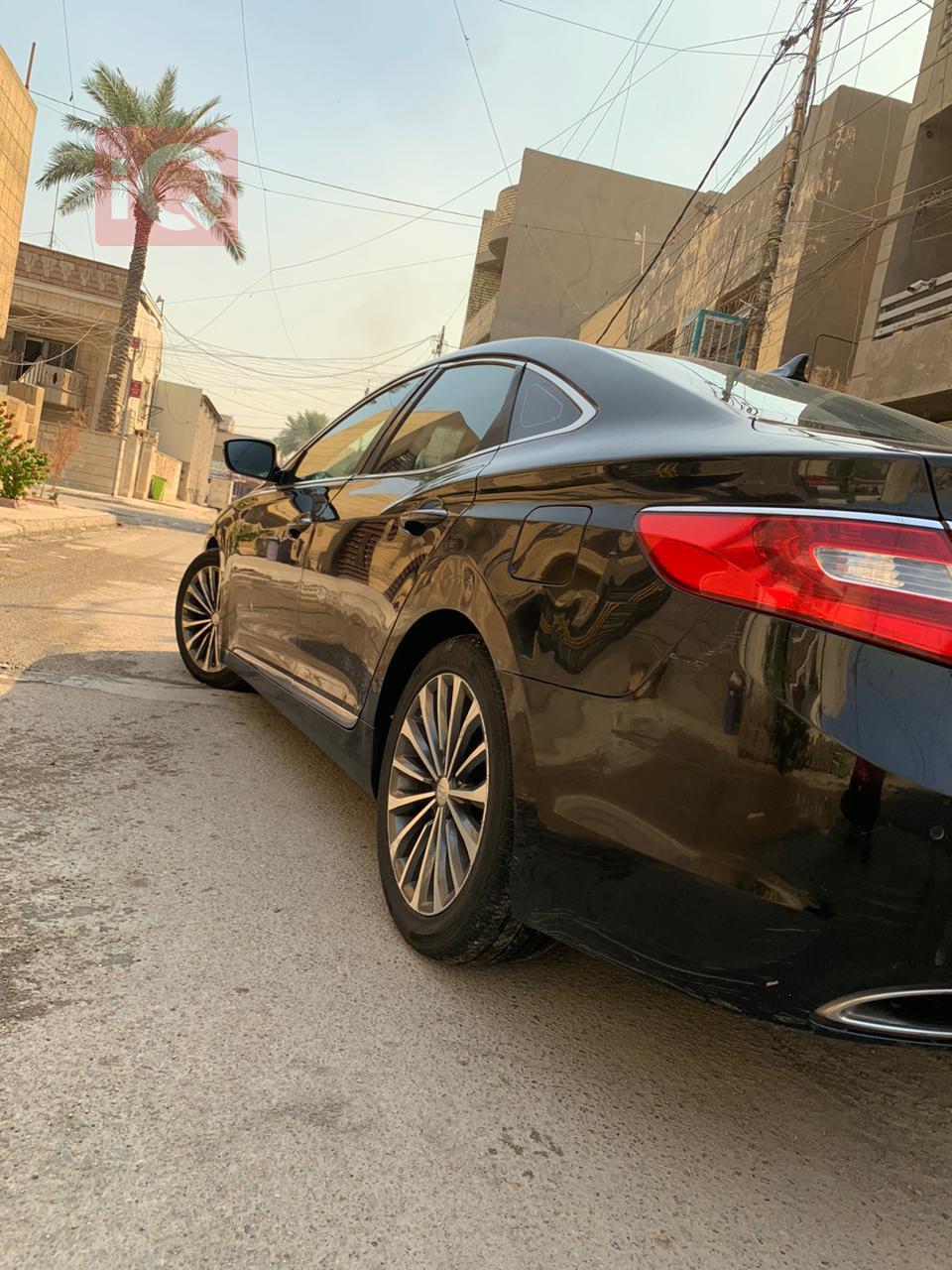 هیوندای ازێرا